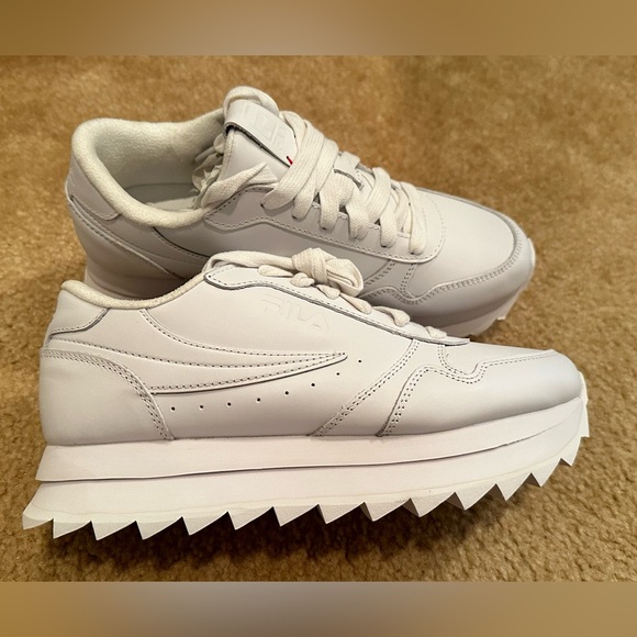 Fila Orbit Zero Platform Sneakers - Picture 2 of 9